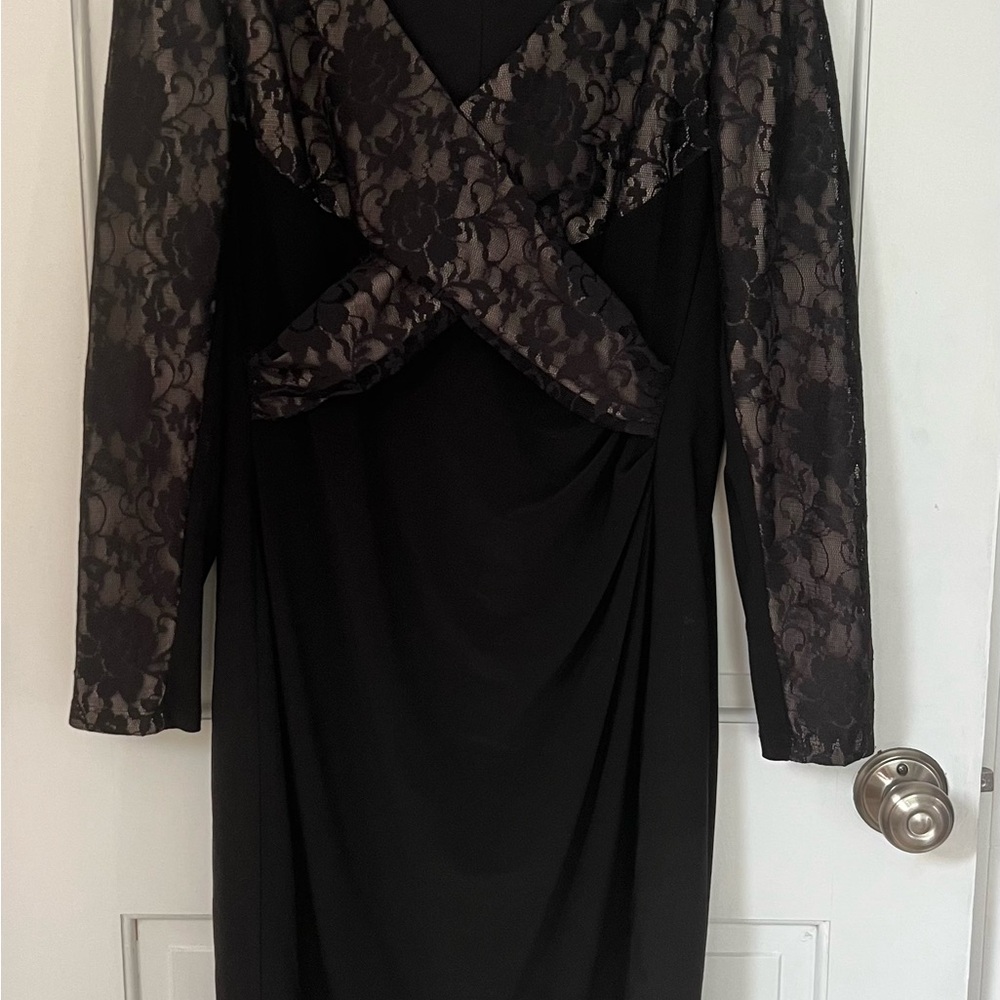 Source Unknown Black and Lace Long Sleeve Dress